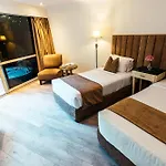 Paradise Inn Beach Resort